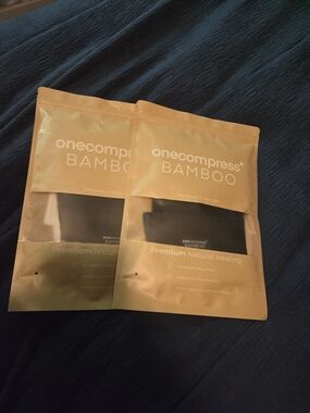 onecompress BAMBOO Premium Natural Healing Pack - Gold Packaging, Black Product
